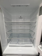 Load image into Gallery viewer, Fisher &amp; Paykel RF522BRPX6 494L Bottom-Mount Fridge