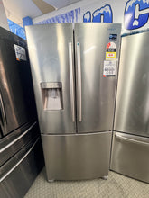 Load image into Gallery viewer, Samsung SRF533DLS 533 L French Door Refrigerator