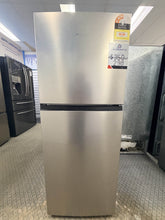 Load image into Gallery viewer, Hisense HR6TFF223S 223 L Top Mount Refrigerator