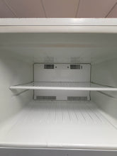 Load image into Gallery viewer, Simpson SR390C-R 393 L Top Mount Refrigerator