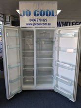 Load image into Gallery viewer, Westinghouse 700L Double Door Fridge White